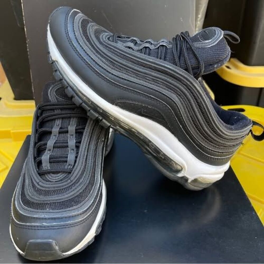Nike Air Max 97 Sneakers Black/ White Women’s size 7